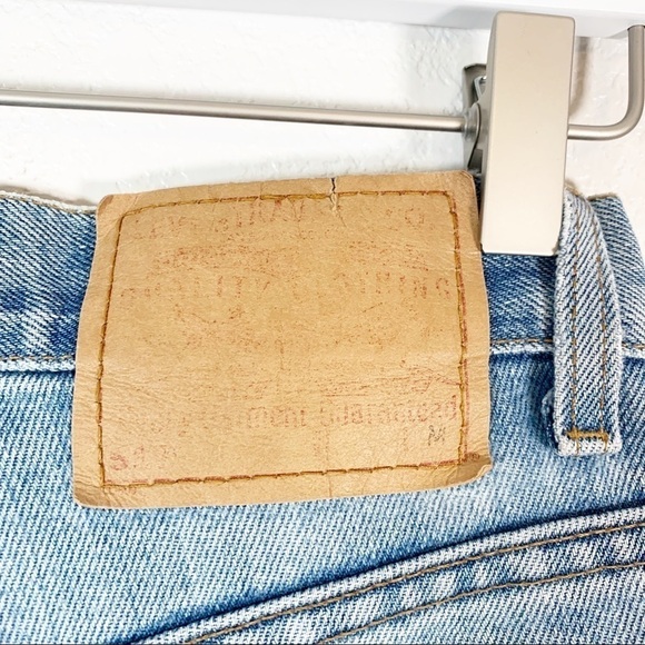 Levi's 517 Raw Hem Cropped Mom Jeans Size 3 - Picture 7 of 8